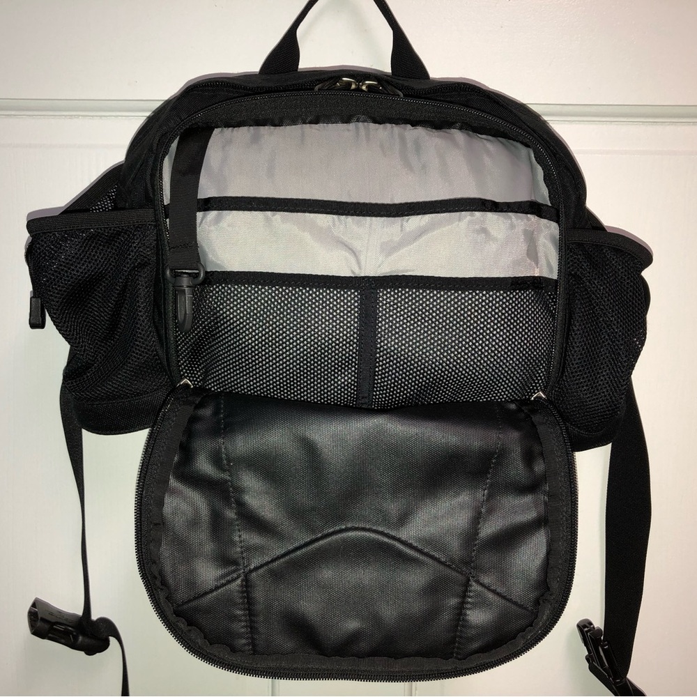 The North Face Kanga Fanny Pouch Black 2 bottle holders 2 zippered compartments - Picture 2 of 6